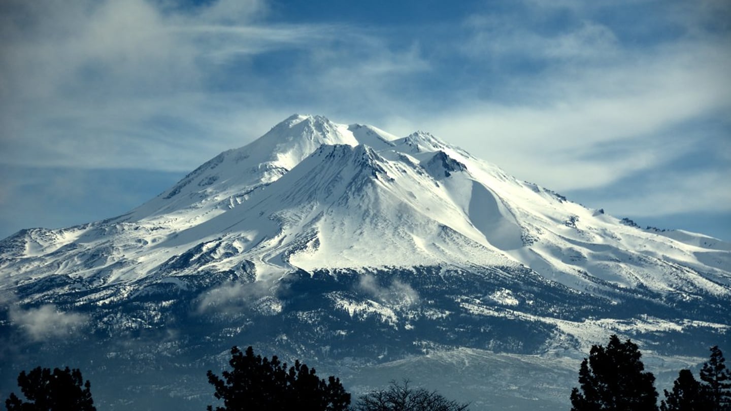 Mount Shasta summit landscape